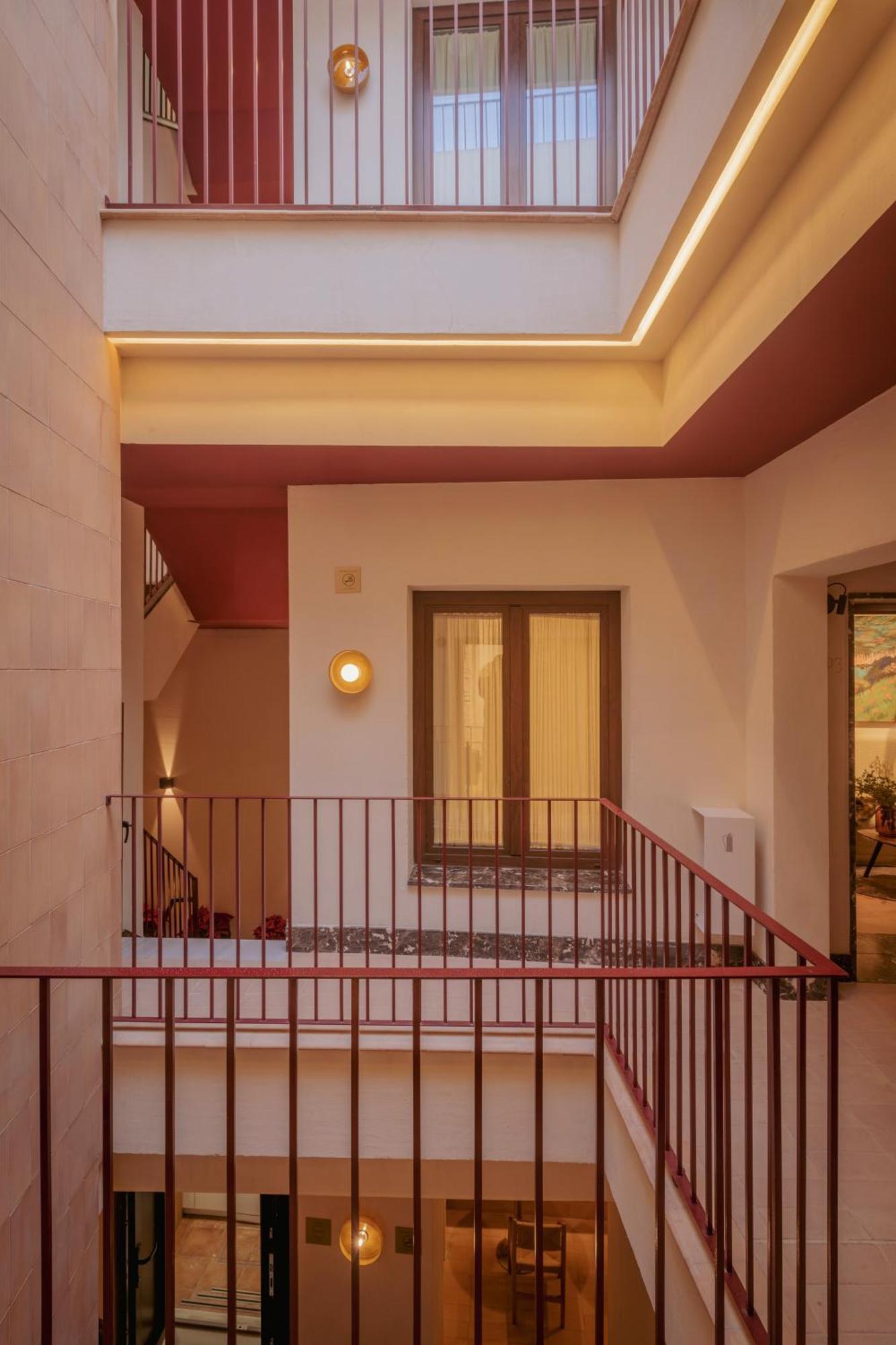 Lirium Casa Patio Hotel Sevilla Buitenkant foto